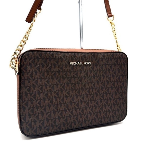Michael Kors Large EW Crossbody Bag
Brown/Gold - Picture 1 of 9
